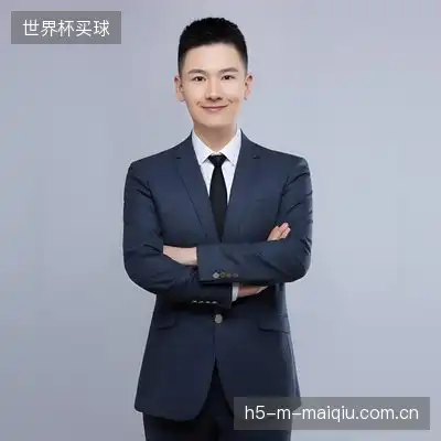 伏语芊